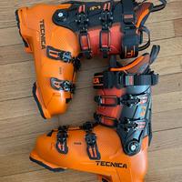 Scarponi da sci Tecnica MACH-1 LV 130 TD2
