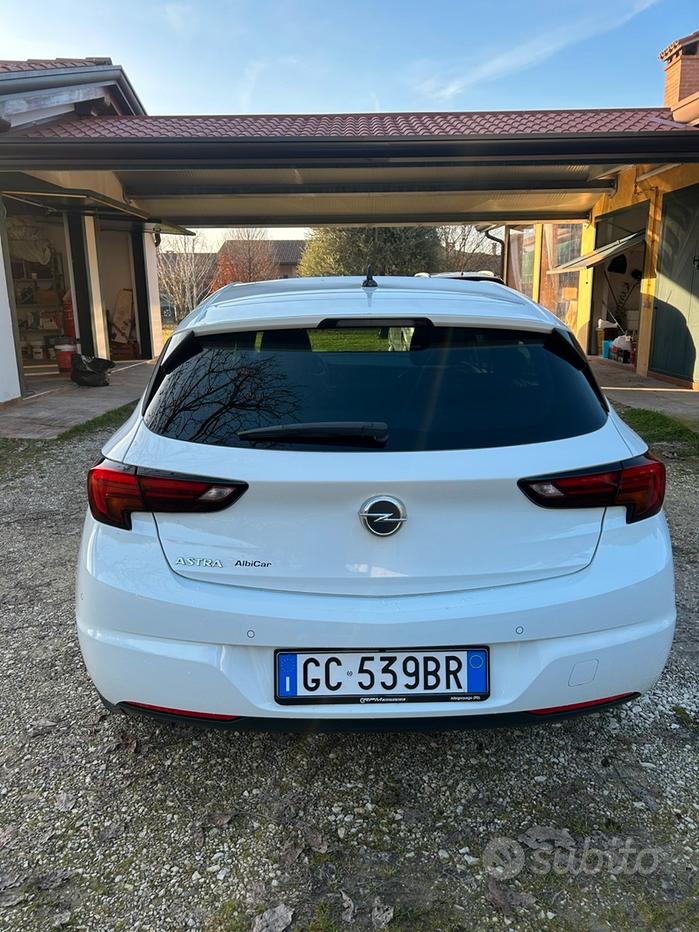 Opel Astra 5ª serie