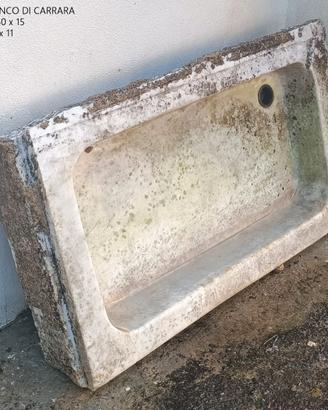 Lavelli in marmo bianco di Carrara