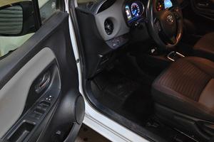 TOYOTA YARIS HIBRID 2017 ANCORA IN GARANZIA