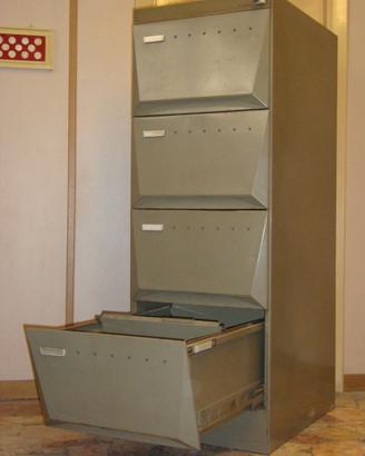 Schedario Olivetti Synthesis