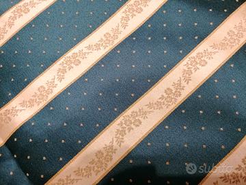 Tessuto per tappezzeria