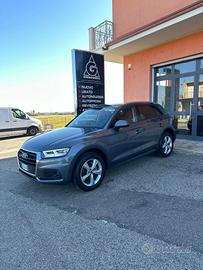 Audi Q5 35 TDI quattro S tronic Business Sport