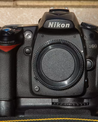 Nikon D90