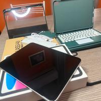 iPad 10th Generazione  256GB Wi-Fi  Pari al nuovo
