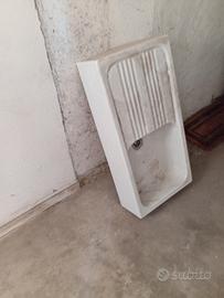 lavandino in ceramica