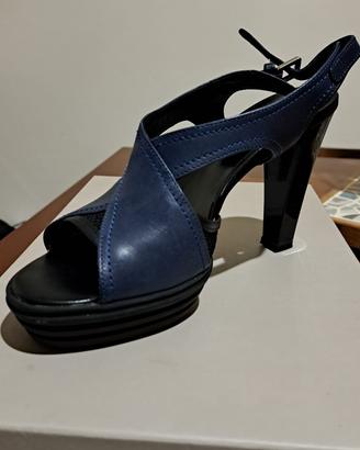 Sandali Hogan blu con tacco