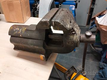 antica morsa da banco