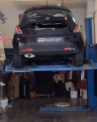 ponte sollevatore auto