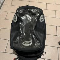 Zaino magnetico per moto Givi