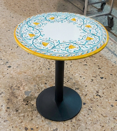 TAVOLINO IN PIETRA LAVICA Ø 80 CON BASE IN ITALIA