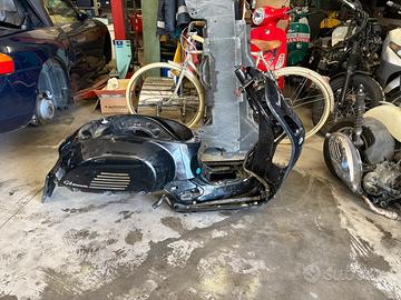 Telaio vespa gts 300 super