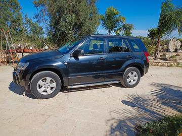 suzuki gran Vitara autocarro 