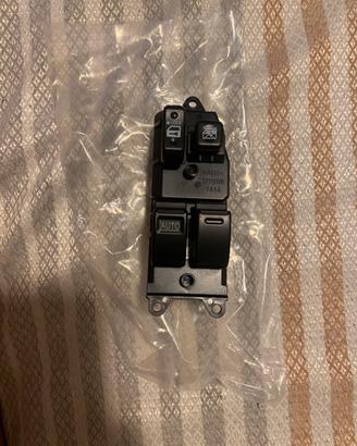 3 pezzi di ricambio per auto