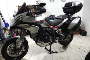 DUCATI multistrada 1200s