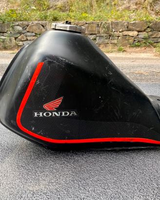 Serbatoio HONDA XL 600 R (del 1985)