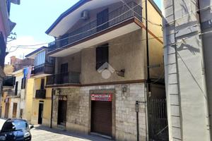 CASA INDIPENDENTE A CERVINO
