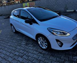 Ford Fiesta 1.5 TDCi 5 porte ST-Line neopatentati 