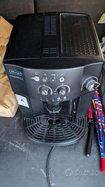 macchina caffè de longhi Magnifica 