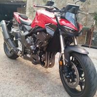 Honda Hornet 1000
