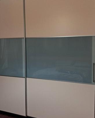 Armadio per camera da letto con ante  scorrevoli