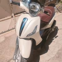 beverly 300 ie