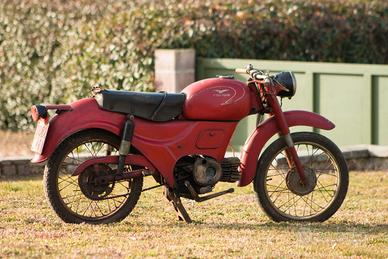 Moto Guzzi Zigolo 110 da restaurare.