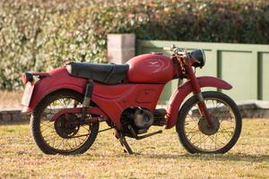 Moto Guzzi Zigolo 110 da restaurare.