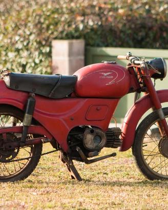 Moto Guzzi Zigolo 110 da restaurare.