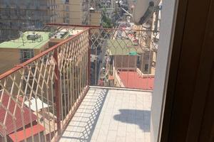 Ampia camera vomero centro