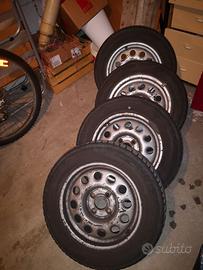4 cerchi + ruote invernali 175/65 R14 82T