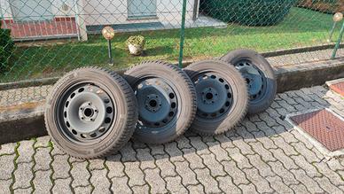 Gomme invernali 205 55 r16 H