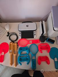 Nintendo Switch OLED Bianca + Accessori
