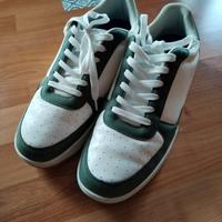 Scarpe sportive 
