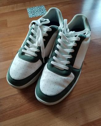 Scarpe sportive 