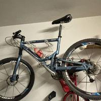 Cannondale jekyll 500