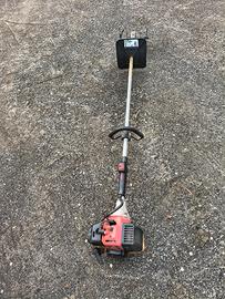 decespugliatore con zappetta 