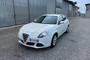 Alfa Romeo Giulietta 2.0 JTDm Distinctive...Km cer