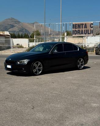BMW Serie 3 F30 320d - 184 CV 2012