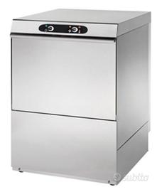 Lavastoviglie professionale