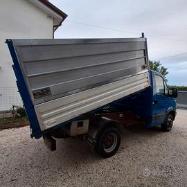 Iveco Daily 35c9 ribaltabile con sovrasponde
