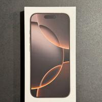 iPhone 16 Pro 128GB, colore titanio sabbia