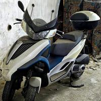piaggio mp3
