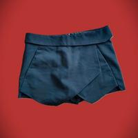 Gonna pantaloncino Zara+ canotta con voilant.