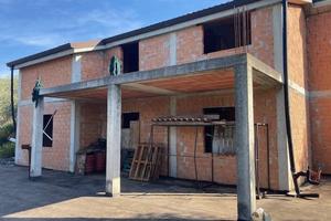 Villa di 275 m² con più di 5 locali a Diano Marina