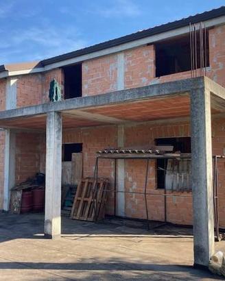 Villa di 275 m² con più di 5 locali a Diano Marina