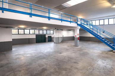 CAPANNONE A GRASSOBBIO