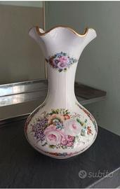 Vaso in porcellana bianca  Limoges France  vintage