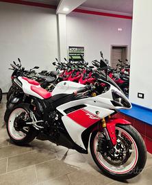 Yamaha YZF R1 16 VALVOLE