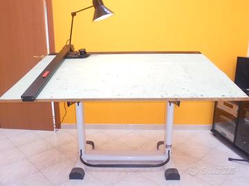 Tavolo da disegno